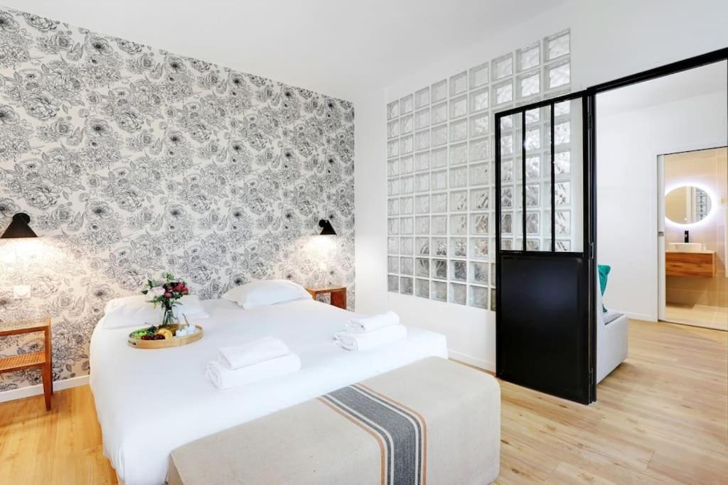 Charming Appartements For 4 People - Le Marais Paris Exterior photo